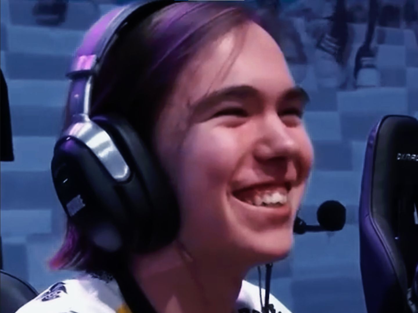 的极端移防 的极端移防